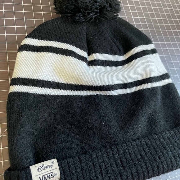 RARE Vans x Disney Alice in Wonderland Cheshire Cat Authentic Hat/Beanie - Picture 8 of 9
